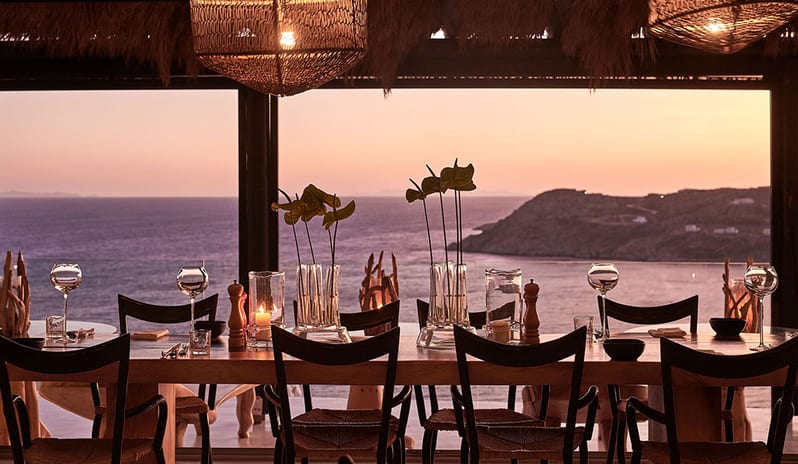MYCONIAN UTOPIA - PAVILION RESTAURANT FAMILY DINING TABLE